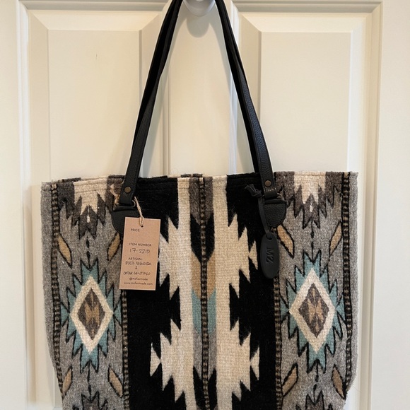 MZ Made Looking Glass Shoulder Bag - Picture 4 of 4